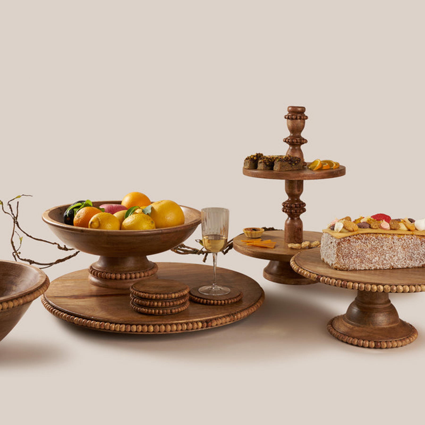 Natural Perola Cake Stand Tableware